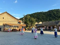 -高荡千年布依古寨旅游景区