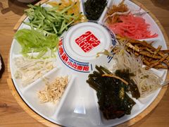 -怪噜范·老贵阳街头名小吃(汇金星力城店)