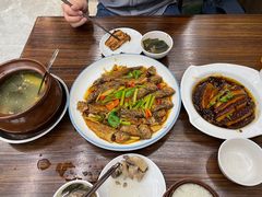 -民间瓦缸煨汤館(嵩山路店)