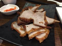 特色猪颈肉-裕记烧腊连锁餐饮(国商分店)