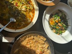 -香山湖家家宴(中山陵店)