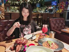 -味德西餐音乐酒吧 Wade's Bar&Grill