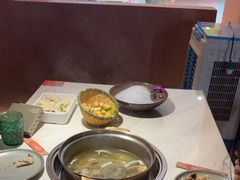 -喃喃椰·糟粕醋·椰子鸡火锅(七堡花园店)