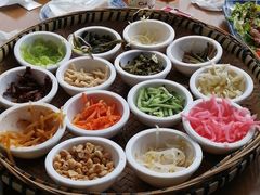 -包整·丝娃娃(一览甲秀楼风景店)