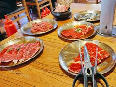 -金刚山黑牛炭火自助烤肉(西大望路店)