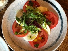 番茄莫泽里拉芝士沙拉-PIZZA BIANCA(民园店)