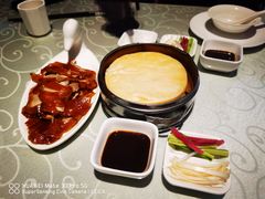 -湖庭壹品鸭王·传统北京烤鸭·别墅私房菜·庭院宵夜(江宁店)