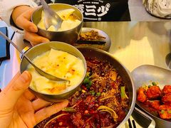 -蓉三少冒烤鸭·四川小吃集(北京首店)