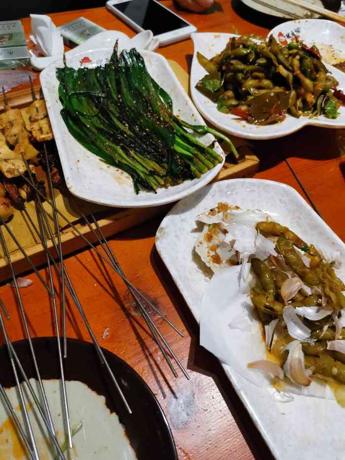 状元阁烧烤口味真不错,在长春的时候就常吃他家,四平这家店味道也是一