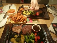 -必胜客(城西银泰店)