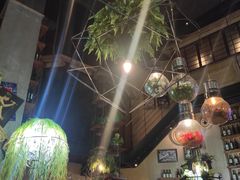-临界音乐酒馆·小龙虾·江湖菜(华熙LIVE·鱼洞店)