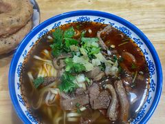 -魏旺湖北正宗牛肉面(硚口公园店)