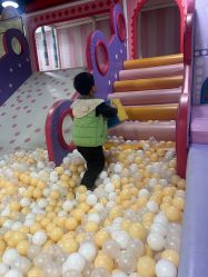 -蹦蹦乐园(南桥百联店)