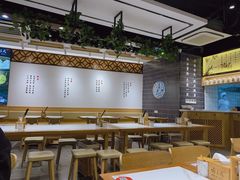 大堂-馋三尺蟹粉小笼(人民广场店)