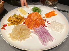 捞起三文鱼-小炳胜(卓悦中心店)