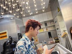 -Tloml salon