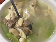 时令腌笃鲜-三元宾馆-中餐厅