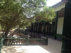 -艾提尕尔清真寺