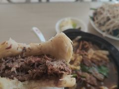-闫家驴肉老店(华电一校店)