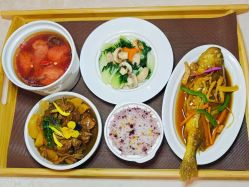 -臻康乃馨月子中心(集美店)