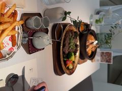 -春树下·树屋花房西餐厅(罍街AS1980店)