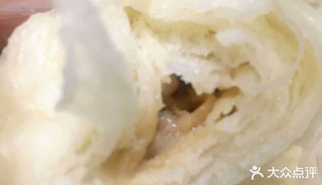 豆沙加肉,突破我对三鲜包子的认识