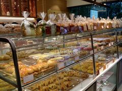 面包甜点陈列柜-BreadTalk面包新语·烘焙蛋糕(东方雅苑店)