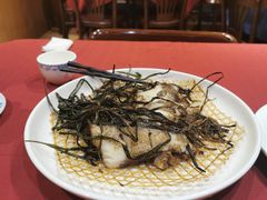 葱烤鸦片鱼头-老吉士酒家(天平路店)