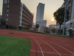 -上海市曹杨第二中学