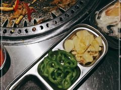 -马路牙子烧烤音乐酒馆(望京店)