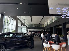 -奔驰上海利星(七宝店)