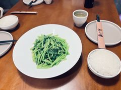 -宴小馆·小海鲜青岛菜(五四广场店)