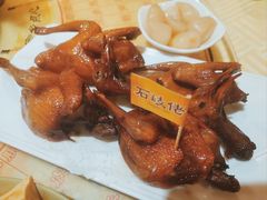 招牌烤乳鸽-石岐佬中山菜馆(张溪店)