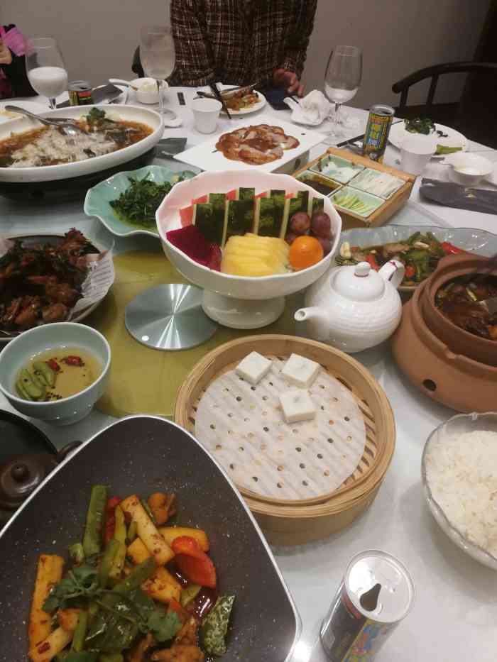 香雪海· 田舍里(湖滨店)-"这家餐厅环境很好,非常干净整洁,食物不仅.