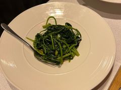 -彩云天云南餐厅