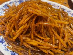 -老天桥酱肉烧饼夹肘子(天桥店)