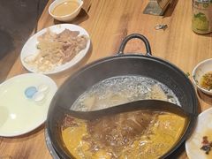 -香逸山自助火锅