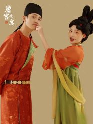 -樱花婚纱摄影