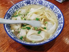 鸡丝大馄饨-裕兴记面馆(现代传媒广场店)