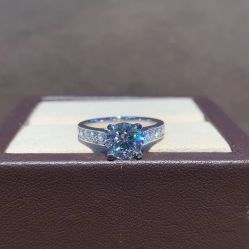 -恒阳珠宝·高级定制镶嵌·天然彩宝·天然钻石(南京西路店)