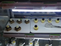 -亚马逊环球美食百汇(新城吾悦广场店)