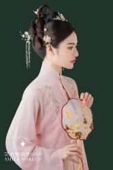 -艾米丽婚纱礼服