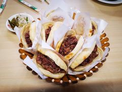 -闫家驴肉老店(华电一校店)