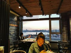 靠窗位-川旺角川粤融合菜•海景餐厅(星海广场店)