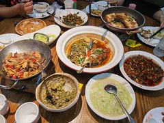 -爱碗亭·鲜炒湖南菜(壹城中心店)