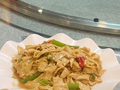 -六顺园清真回族饭店(工程街店)