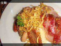 香肠拼盘-皇冠自酿啤酒坊(中国红街5号楼店)
