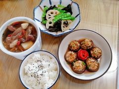 -悦芽照护月嫂+育儿嫂(杭州店)