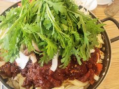 八爪鱼牛肉锅-东吉馆韩式餐厅(八经街总店)
