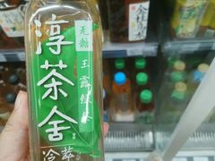 -全家便利店(沪太路三店)